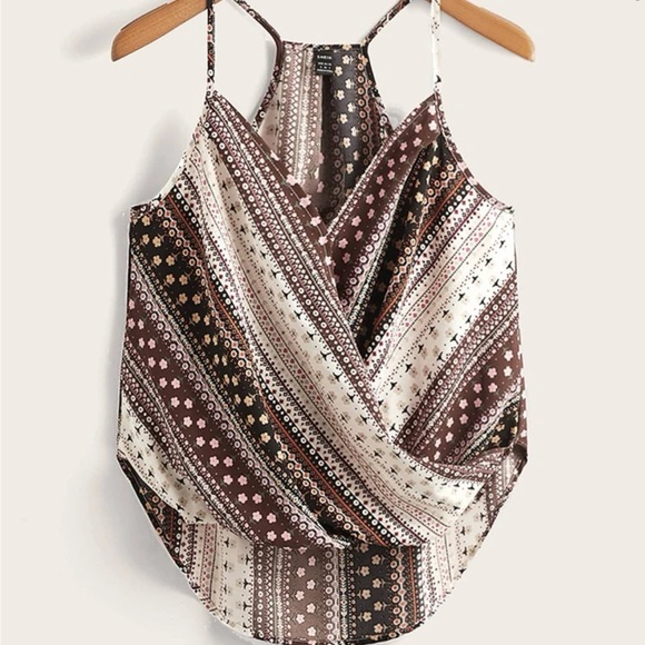 White and black striped tank top from SHEIN size medium - Picture 4 of 4